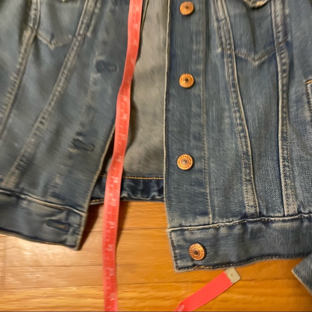 GAP Distressed Classic Blue Denim Jean Jacket Small - Picture 6 of 13